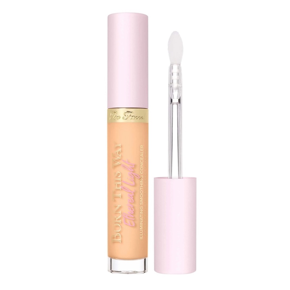 Too Faced Born This Way Ethereal Light Illuminating Smoothing Concealer